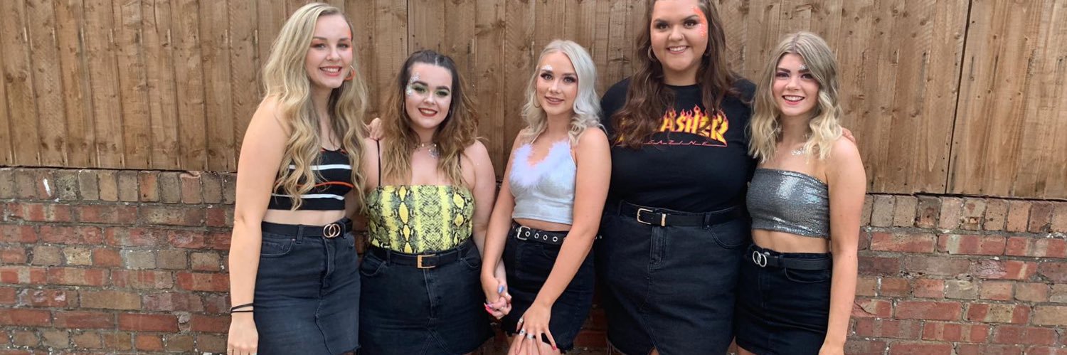 Lozzzz_'s profile banner image