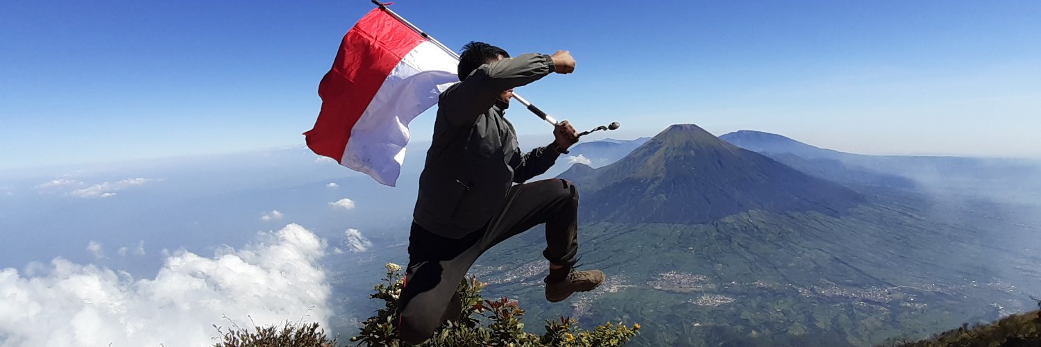 MNurZainAziz's profile banner image