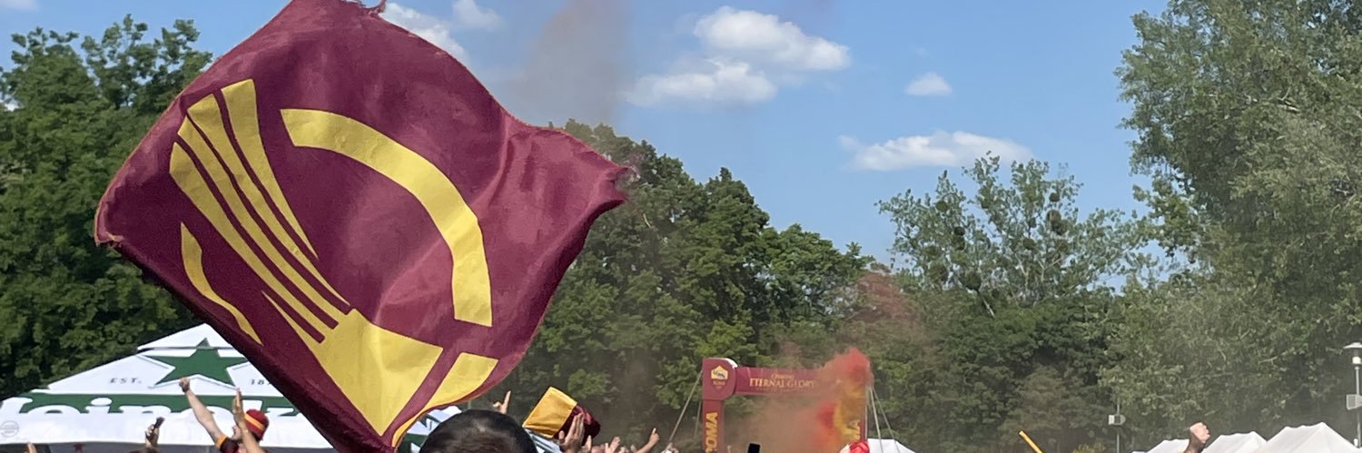 SHOW ISRAEL THE RED CARD banner