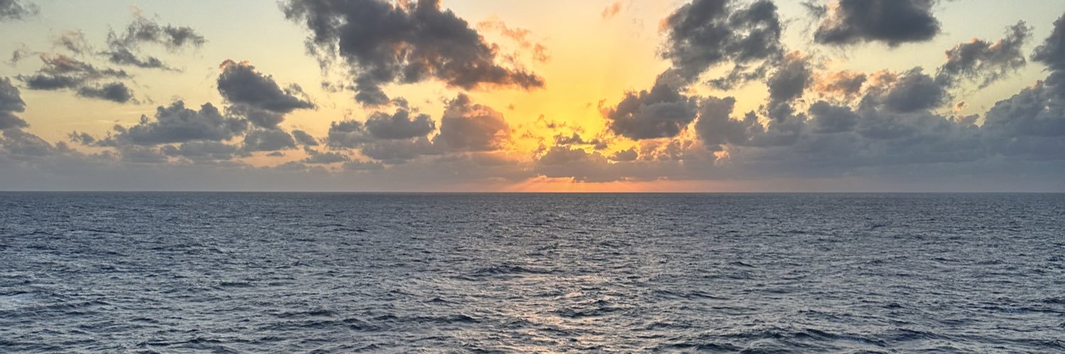 CamNN95's profile banner image