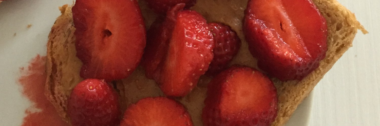 Loujsblueyes's profile banner image