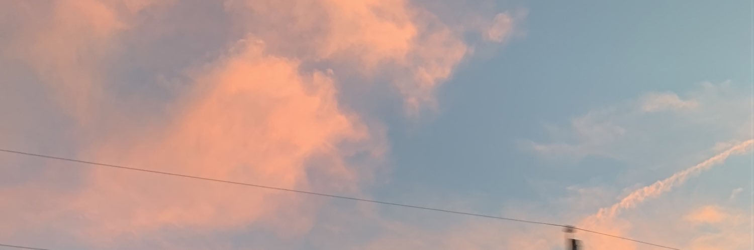 kmew19_22's profile banner image