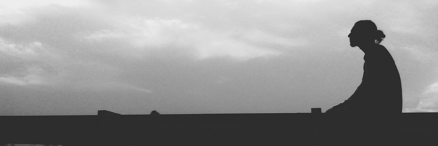 ratneshwasnik's profile banner image