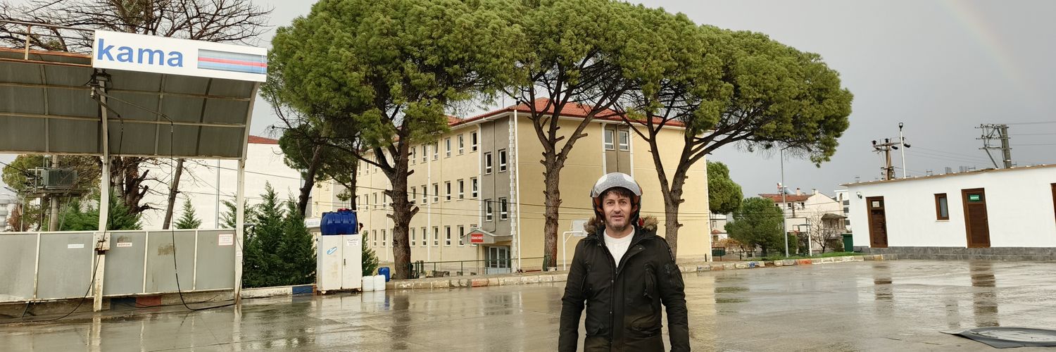 benlimesut's profile banner image
