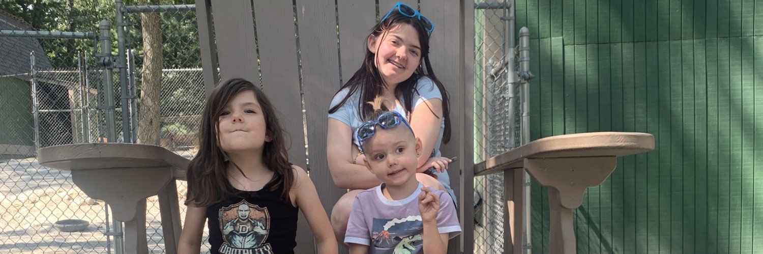 Momtality_'s profile banner image