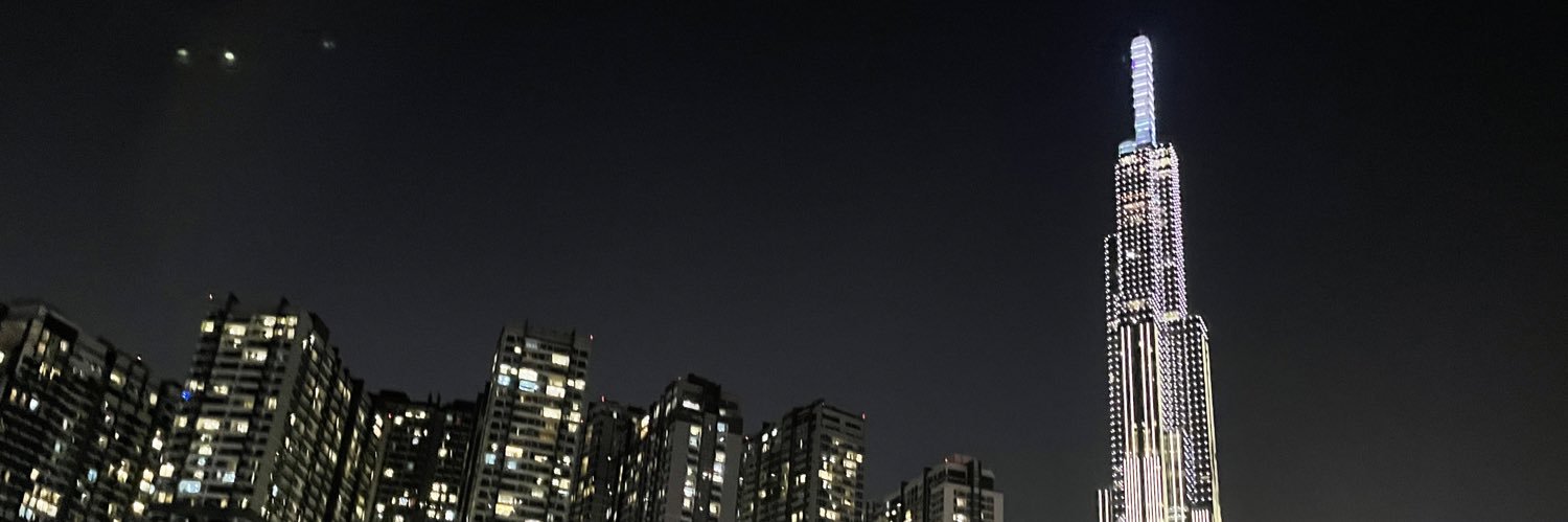 NhatAnh555's profile banner image
