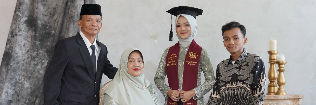 asnikenputri's profile banner image