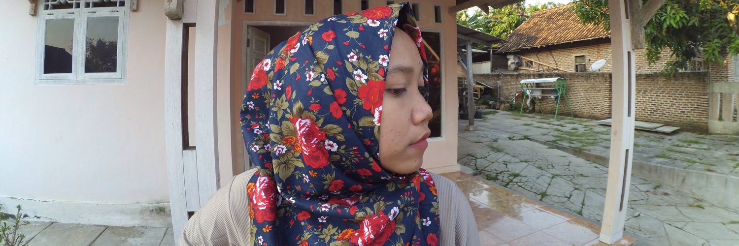 Fitria Santika banner