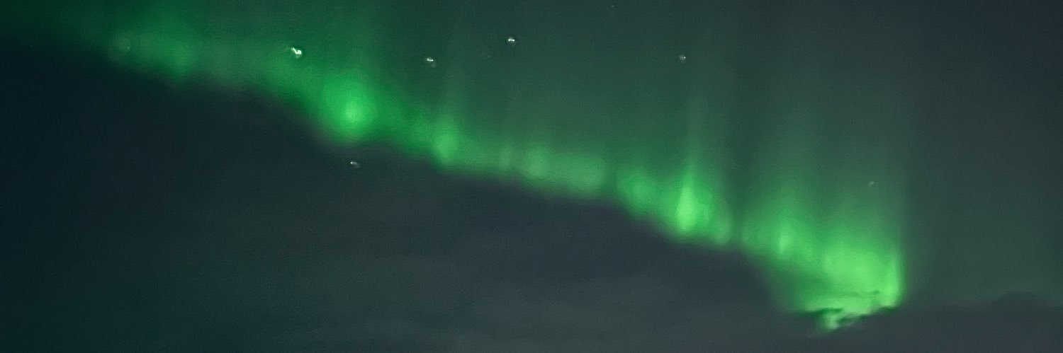Hannah_Strong's profile banner image