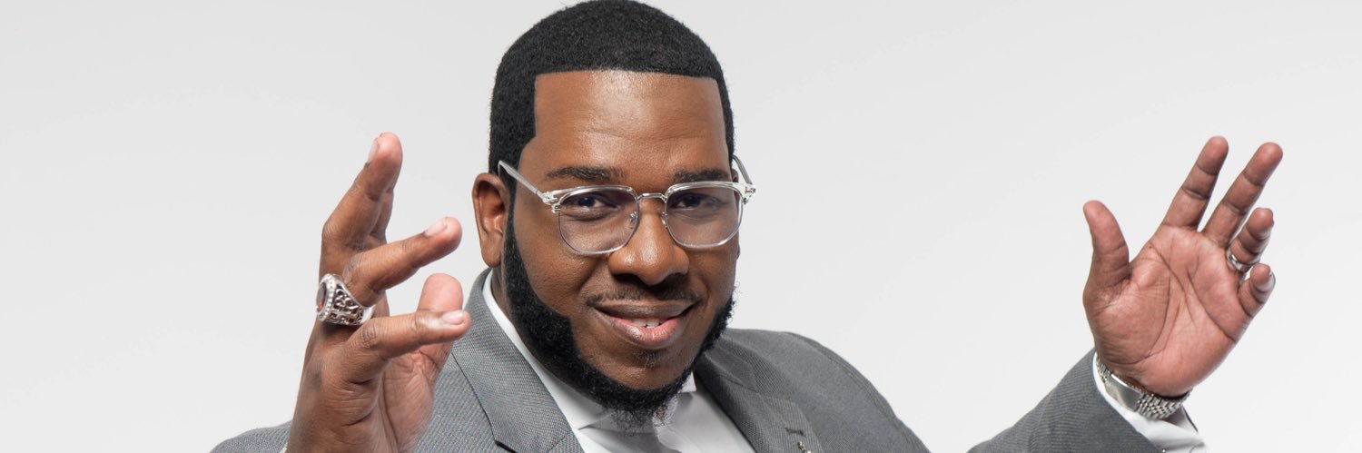 aawlive's profile banner image