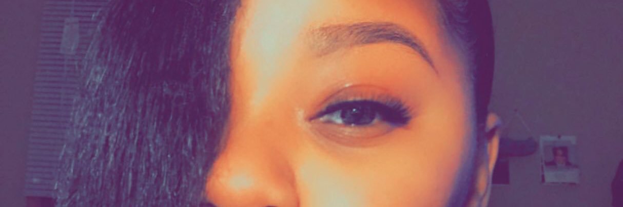 issa_jasmin_'s profile banner image