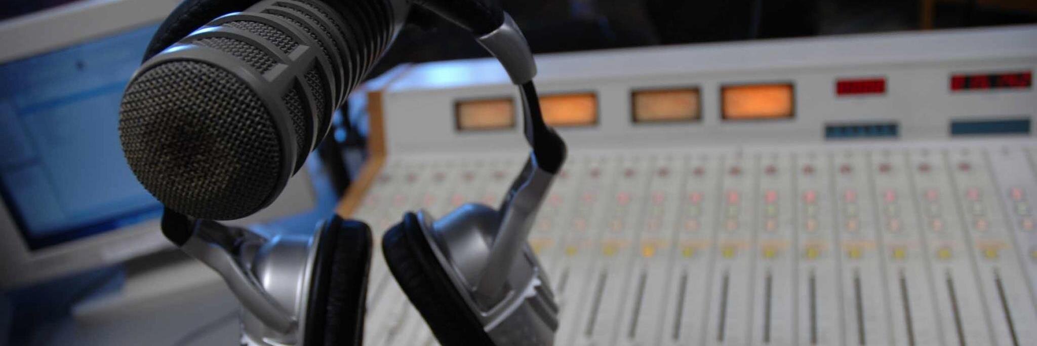wvof885's profile banner image