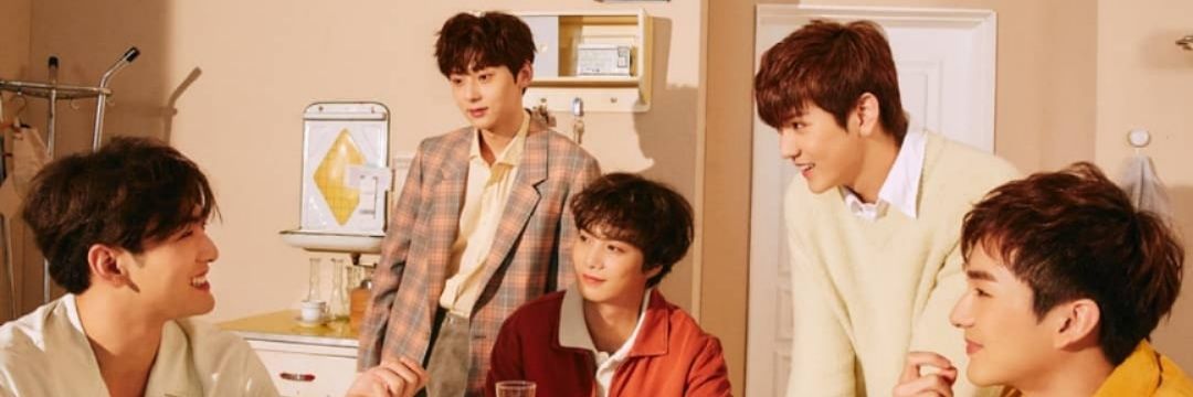 pinkflowerpath's profile banner image