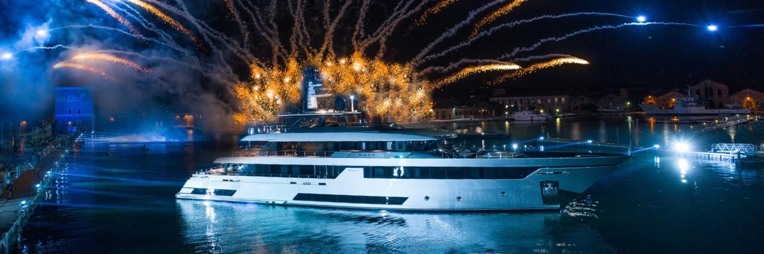 YACHTSBLUE's profile banner image