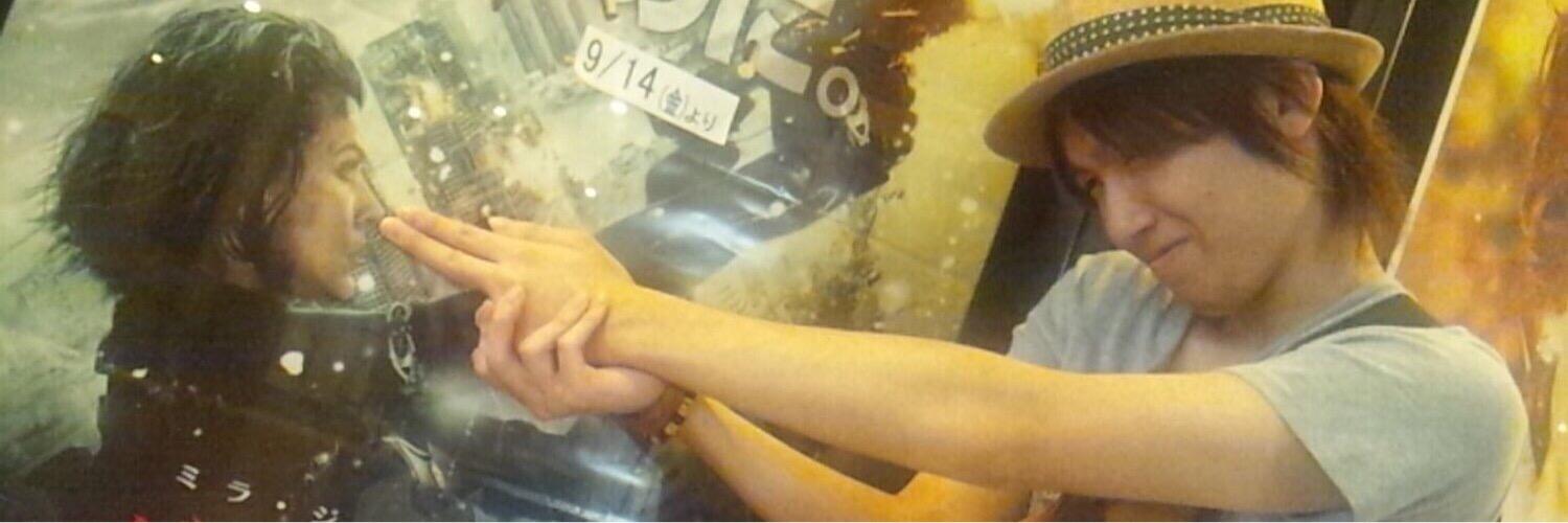 IzHiKeee's profile banner image