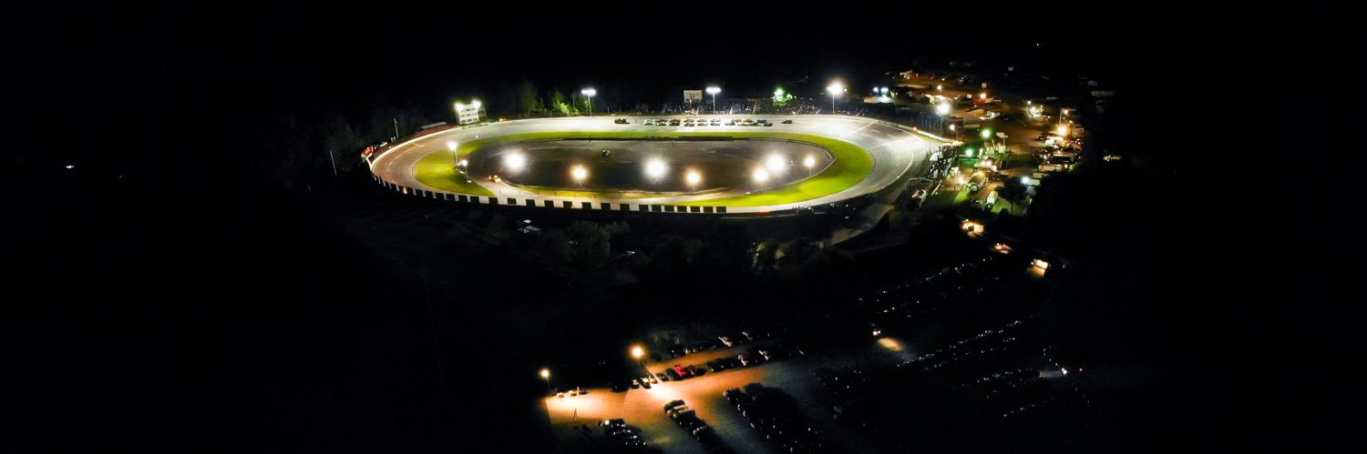 Lee USA Speedway banner
