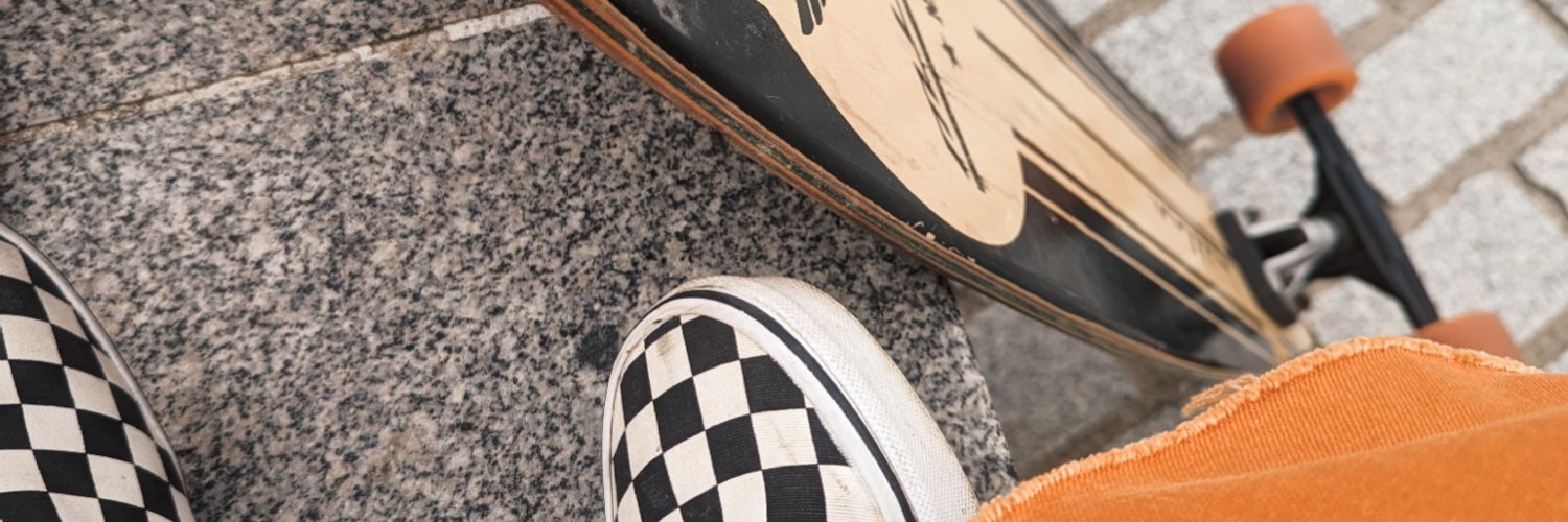 soniasutilg's profile banner image