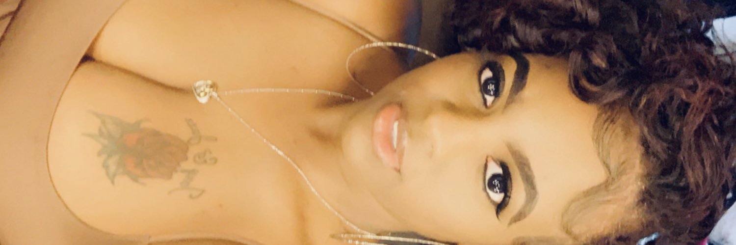 PrettyAriesGirl's profile banner image
