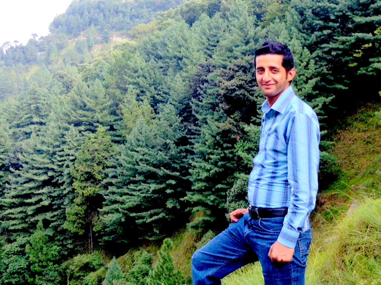 Mustehsan Abbasi banner