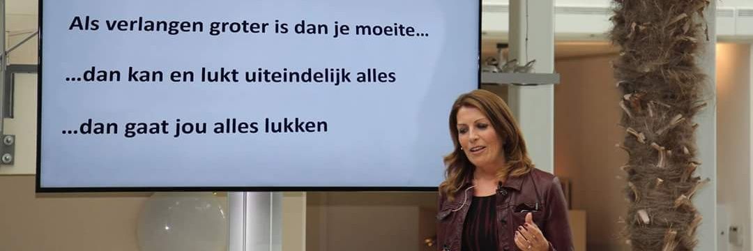 Nina van Arum banner