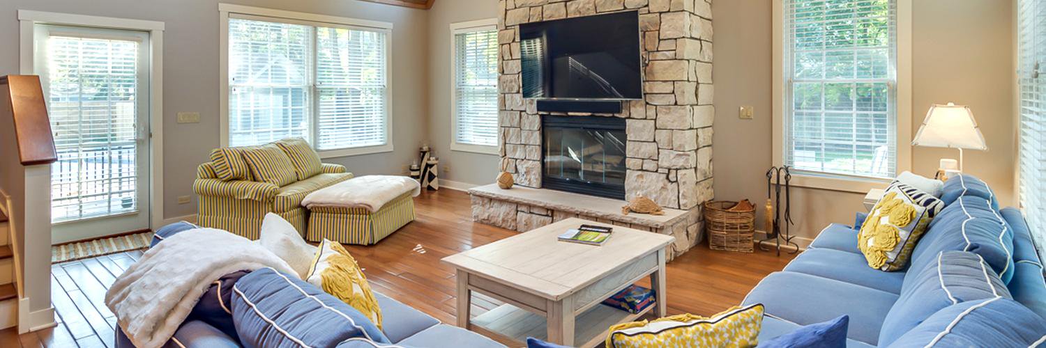 Dwell Vacations banner