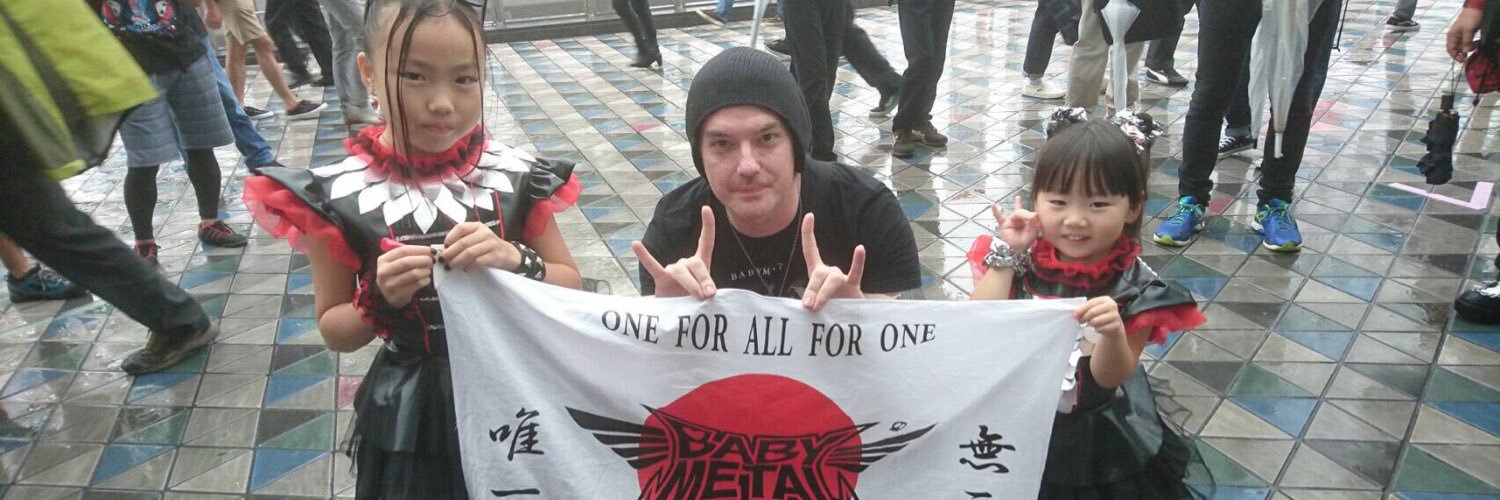 QFtme9's profile banner image