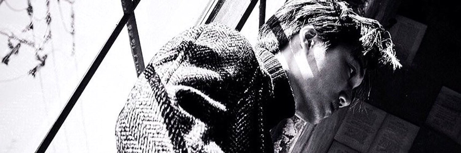 𝐻𝑂𝑇 banner