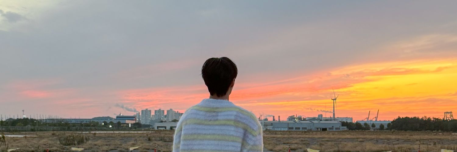 abe1032942's profile banner image
