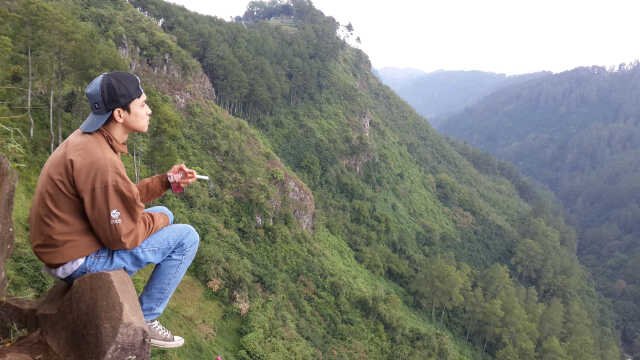 givimalik's profile banner image