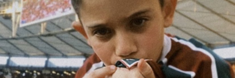 mfestevess's profile banner image
