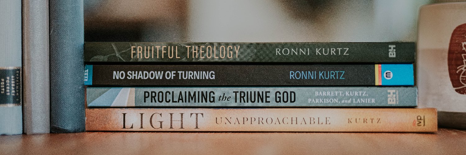 Ronni Kurtz's banner