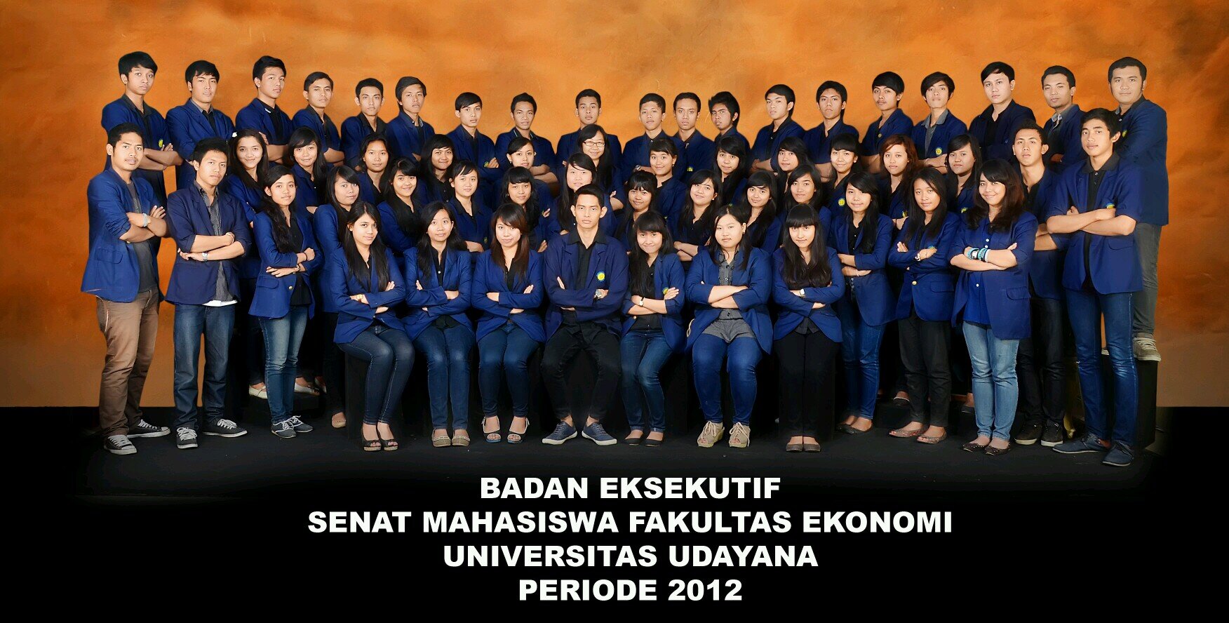 desak_RL's profile banner image