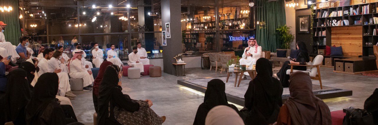 بندر بن محمد السفيّر banner