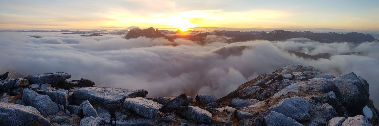 PWorldTraveller's profile banner image