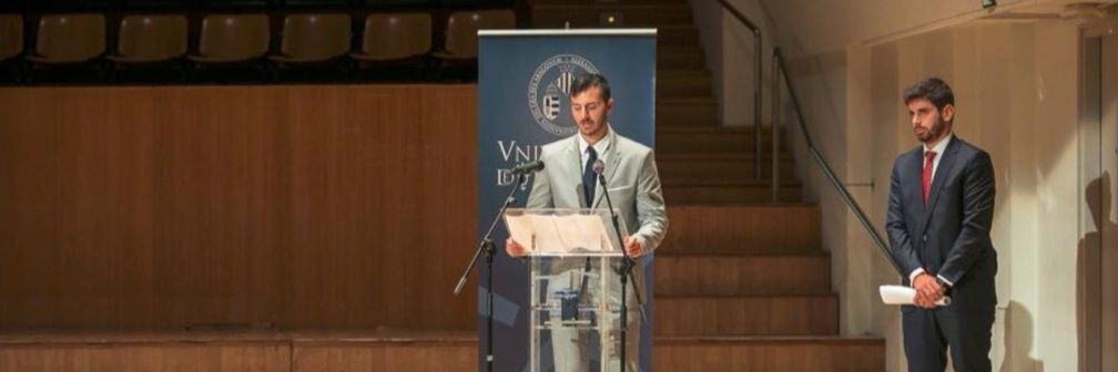 Abraham Devis banner