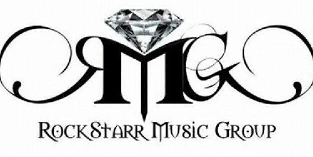 iLive4trina's profile banner image