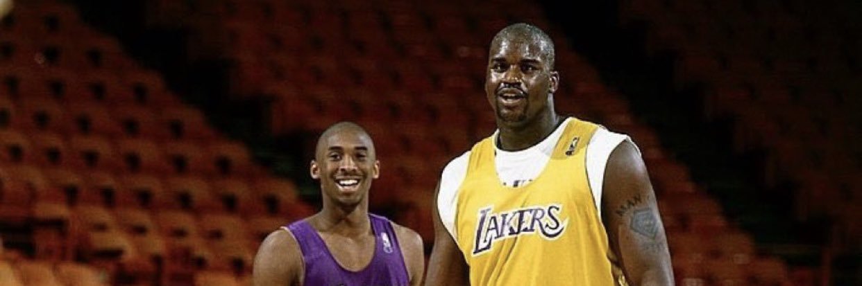 leloking32's profile banner image