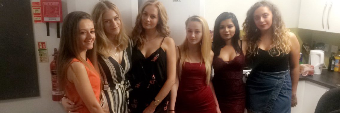 Hannah_Munday's profile banner image