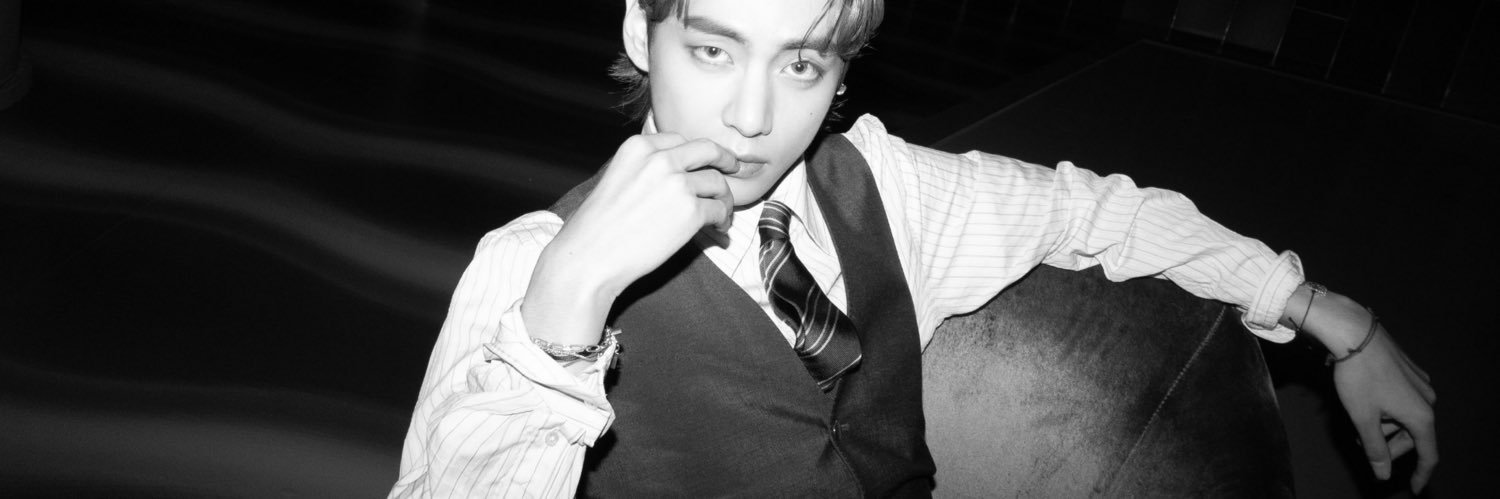 🍀The most_V •̀ㅅ•́ ❄️ banner