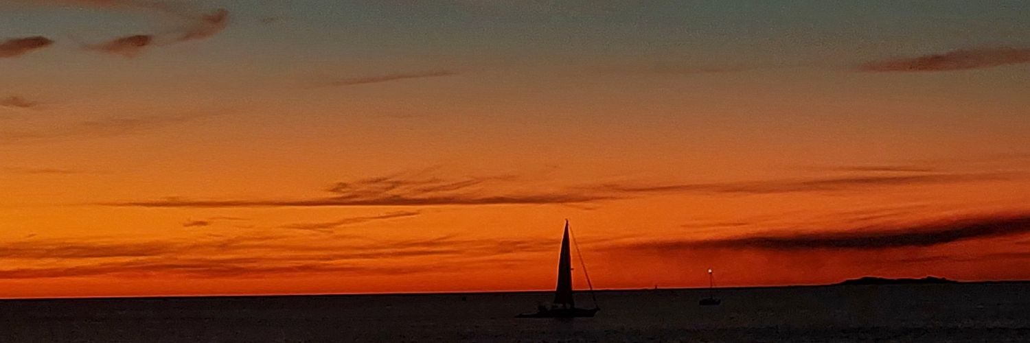 Camiparedes29's profile banner image