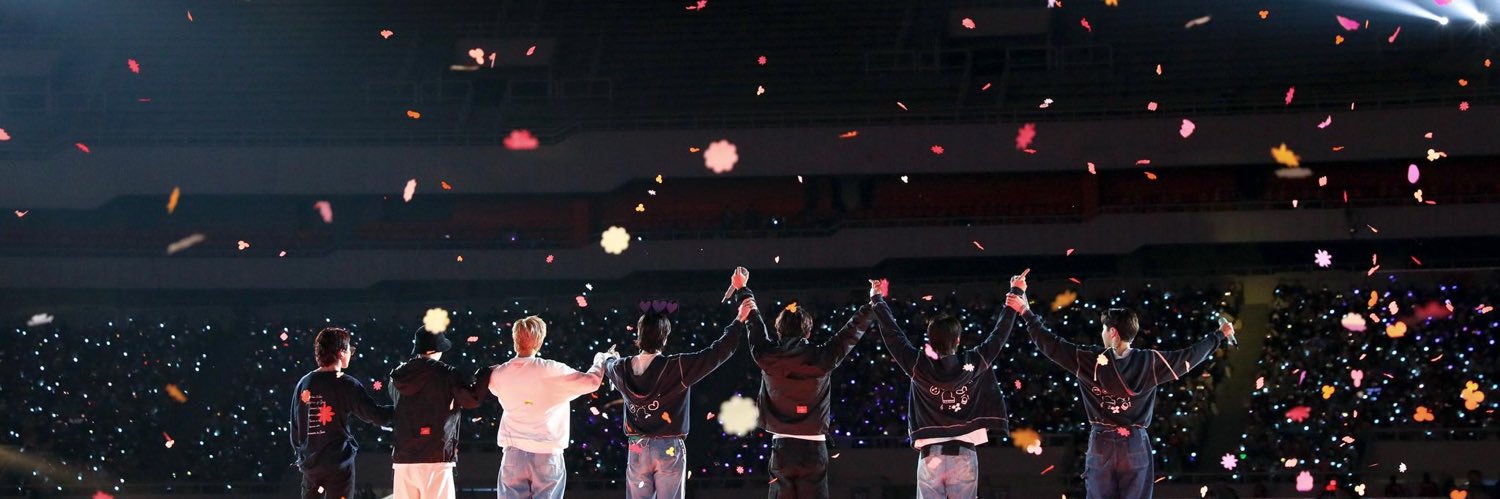renaviosh's profile banner image