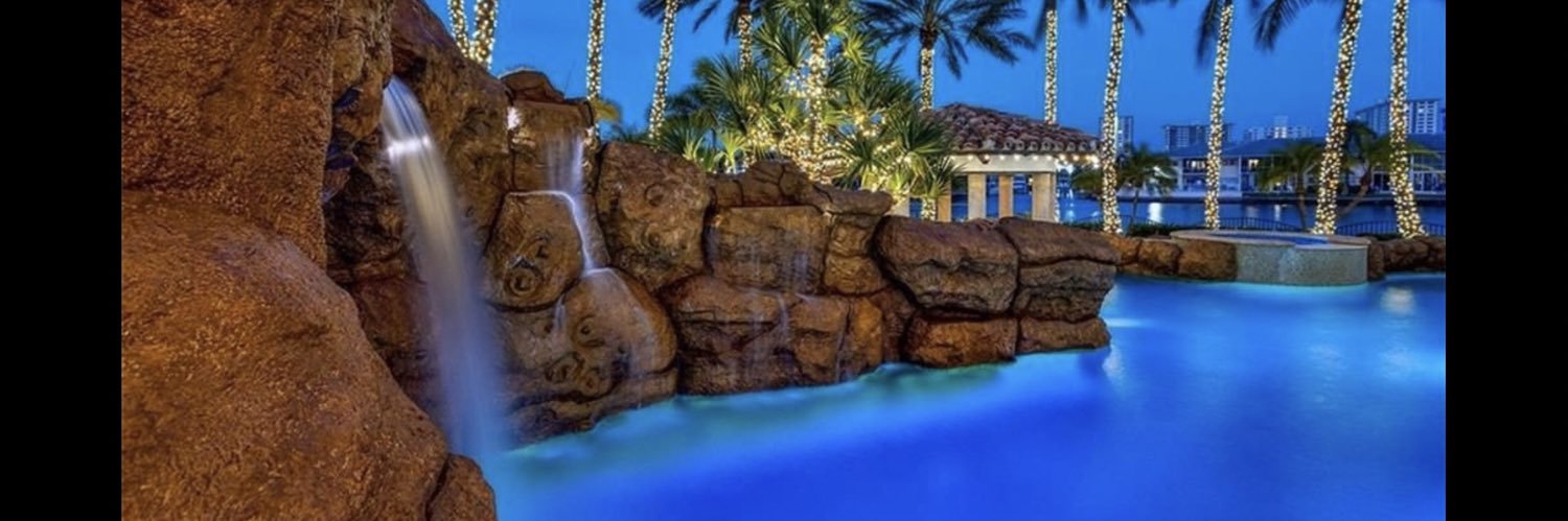 dumduchman's profile banner image