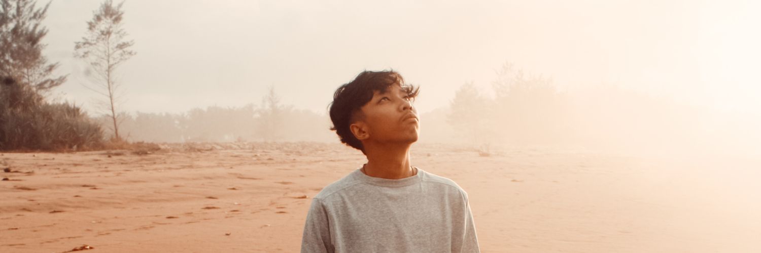 hlzet's profile banner image