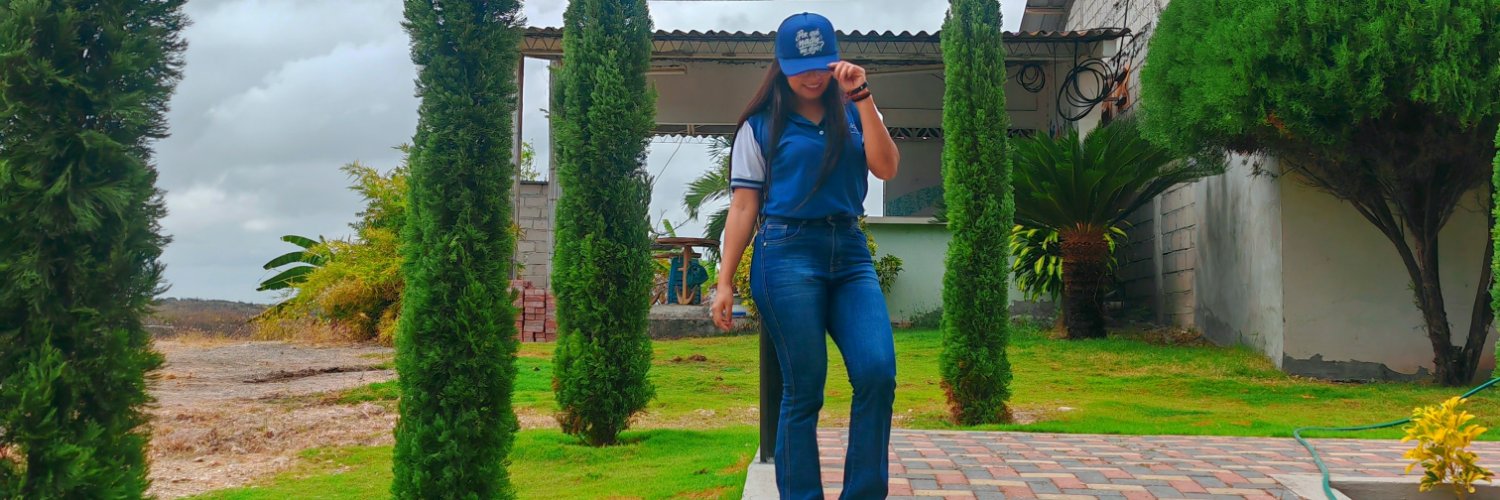 Lou_MariSol14's profile banner image
