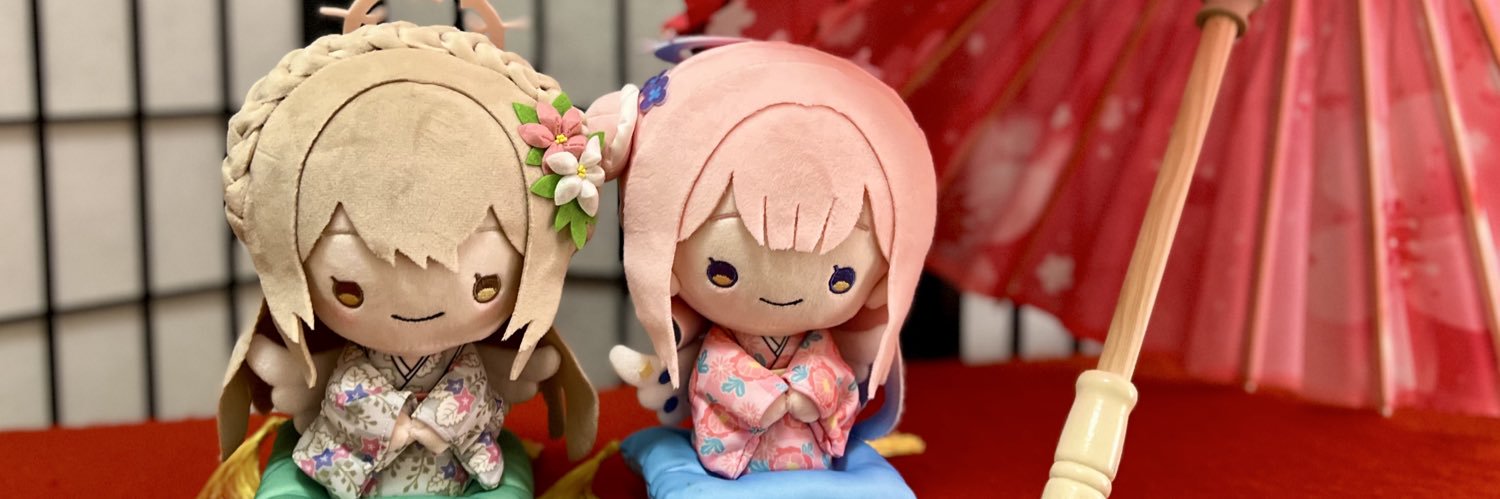 meganeforgather's profile banner image
