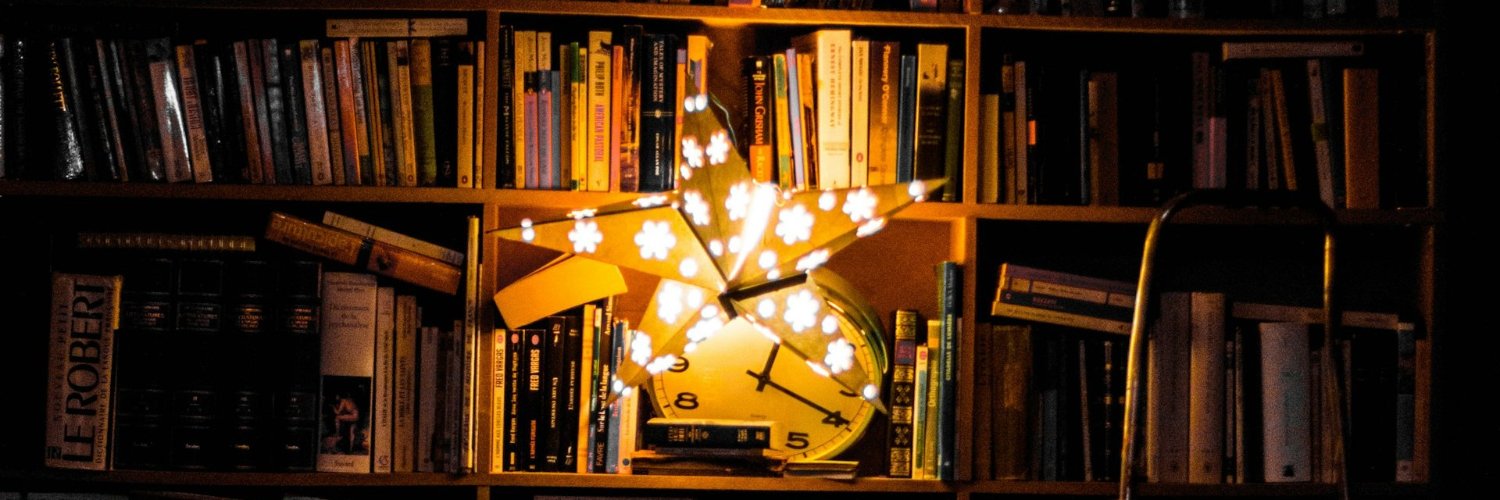 365_libri's profile banner image