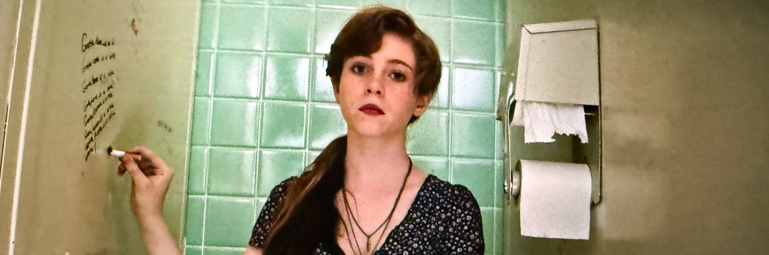 K 💋🔪🎈🍁🏈 banner