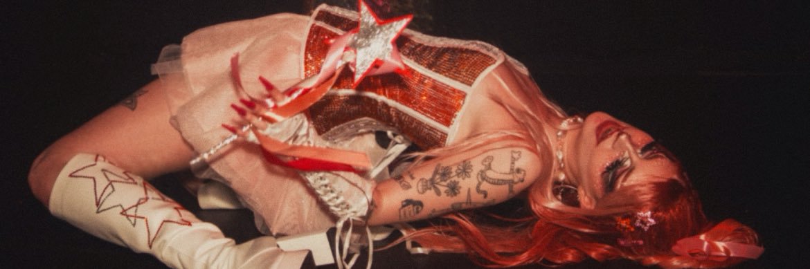 makingmybed's profile banner image