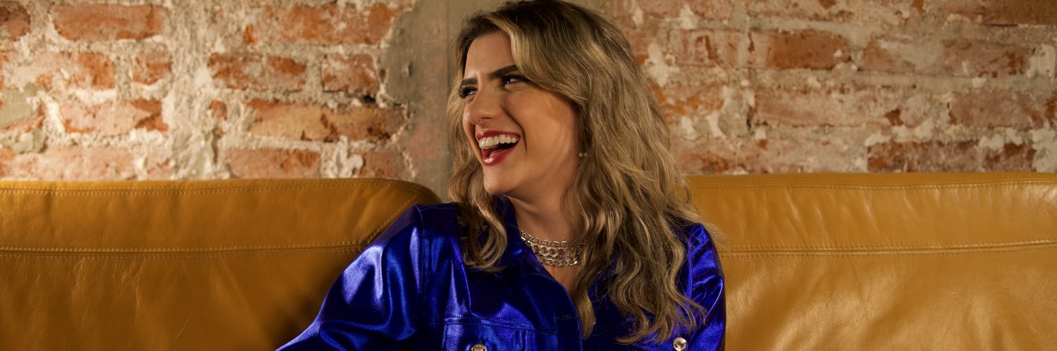 valentinabatta_'s profile banner image