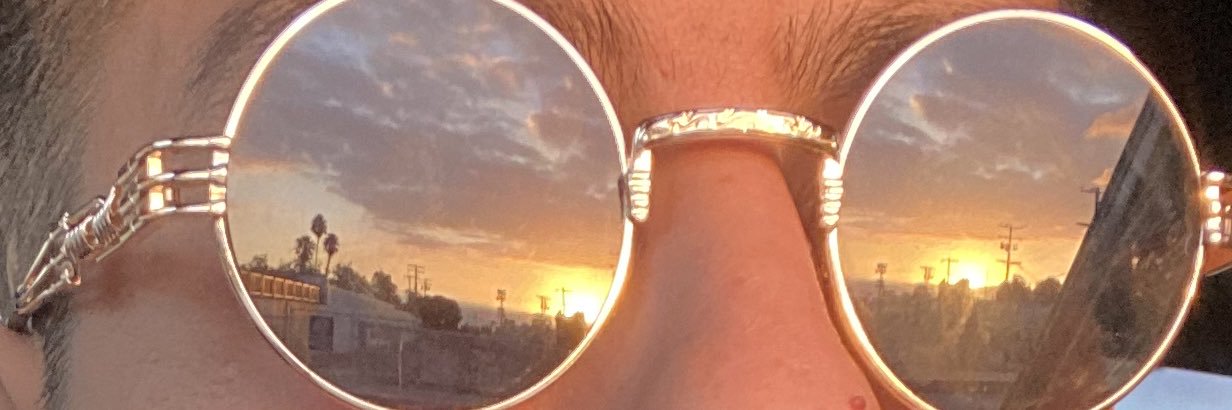 GlassLookings's profile banner image